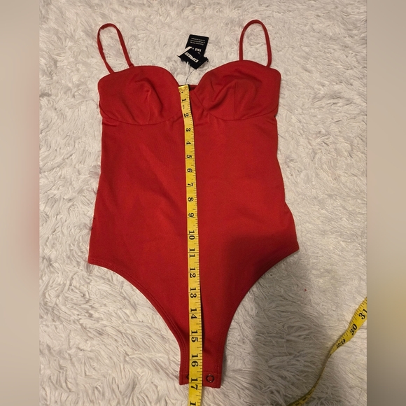NWT Express Body Contour Women's Size XS Color Red - Picture 3 of 10